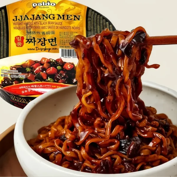 FIDEOS INTANTANEOS EN CUP RAMEN JJAJANGMEN SALSA NEGRA 190GR PALDO KOREA